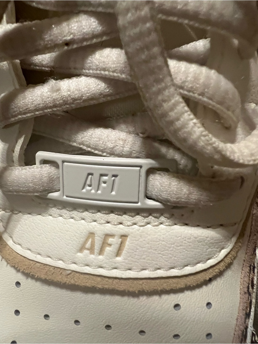 Nike Women’s AF1 Sneakers in White, Tan and Leopard Print - Picture 4 of 6